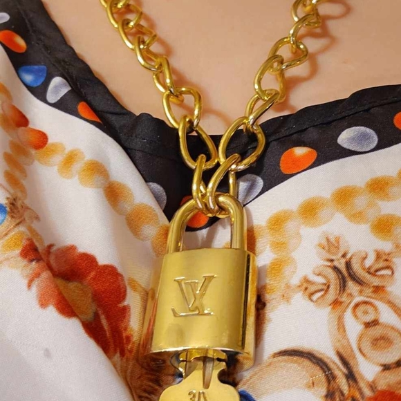 @SSHIPP713 LIVE SHOW LISTING! IM ABOUT TO GO LIVE YALL!!! 4 AM CENTRAL - Picture 5 of 6